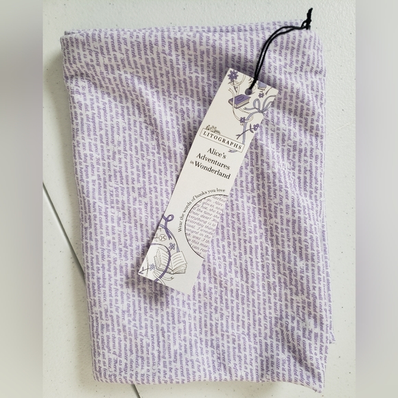 Alice in wonderland litograph infinity scarf - Picture 5 of 5